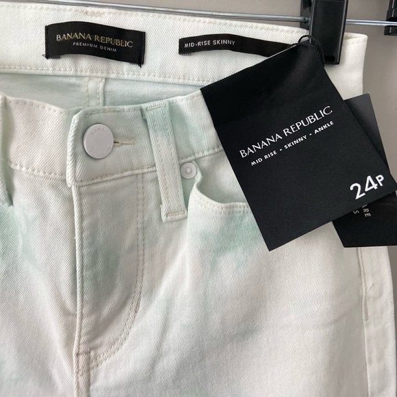 NEW!! BANANA REPUBLIC MID-RISE SKINNY DYED JEANS SIZE 24P - Picture 2 of 6